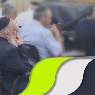 הקהל באולם